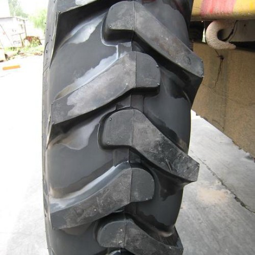 Tractor tyre 15.5-38 r1